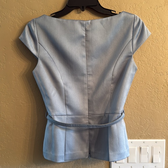 Foley’s Petite Women’s Top Cap Sleeve Peplum Hem With Detachable Belt Si… - Picture 4 of 12